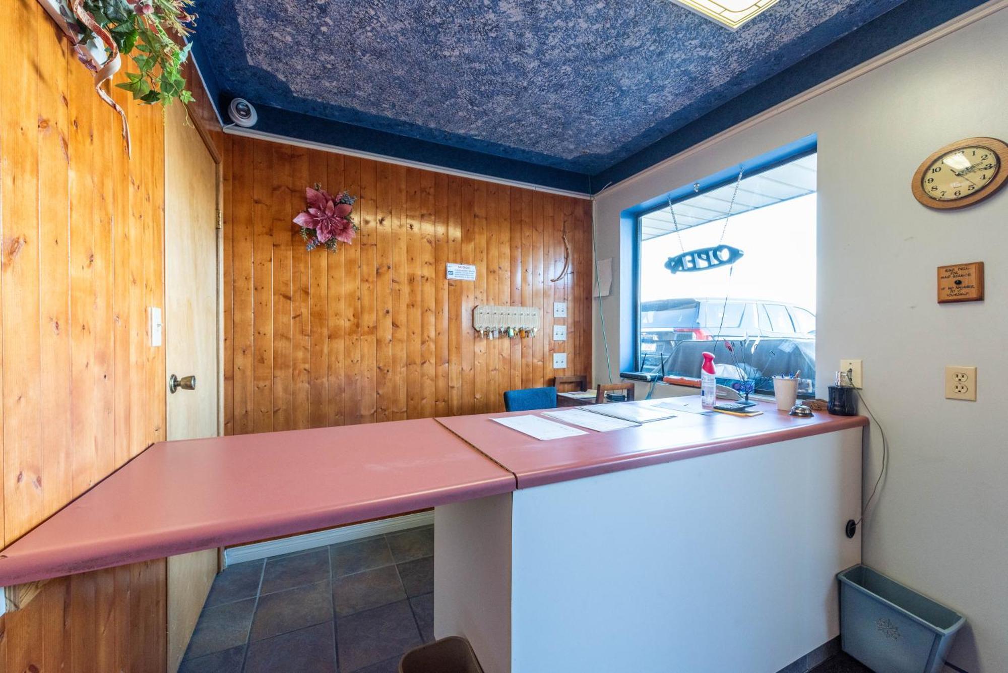 Blue Horse Motel Beiseker エクステリア 写真