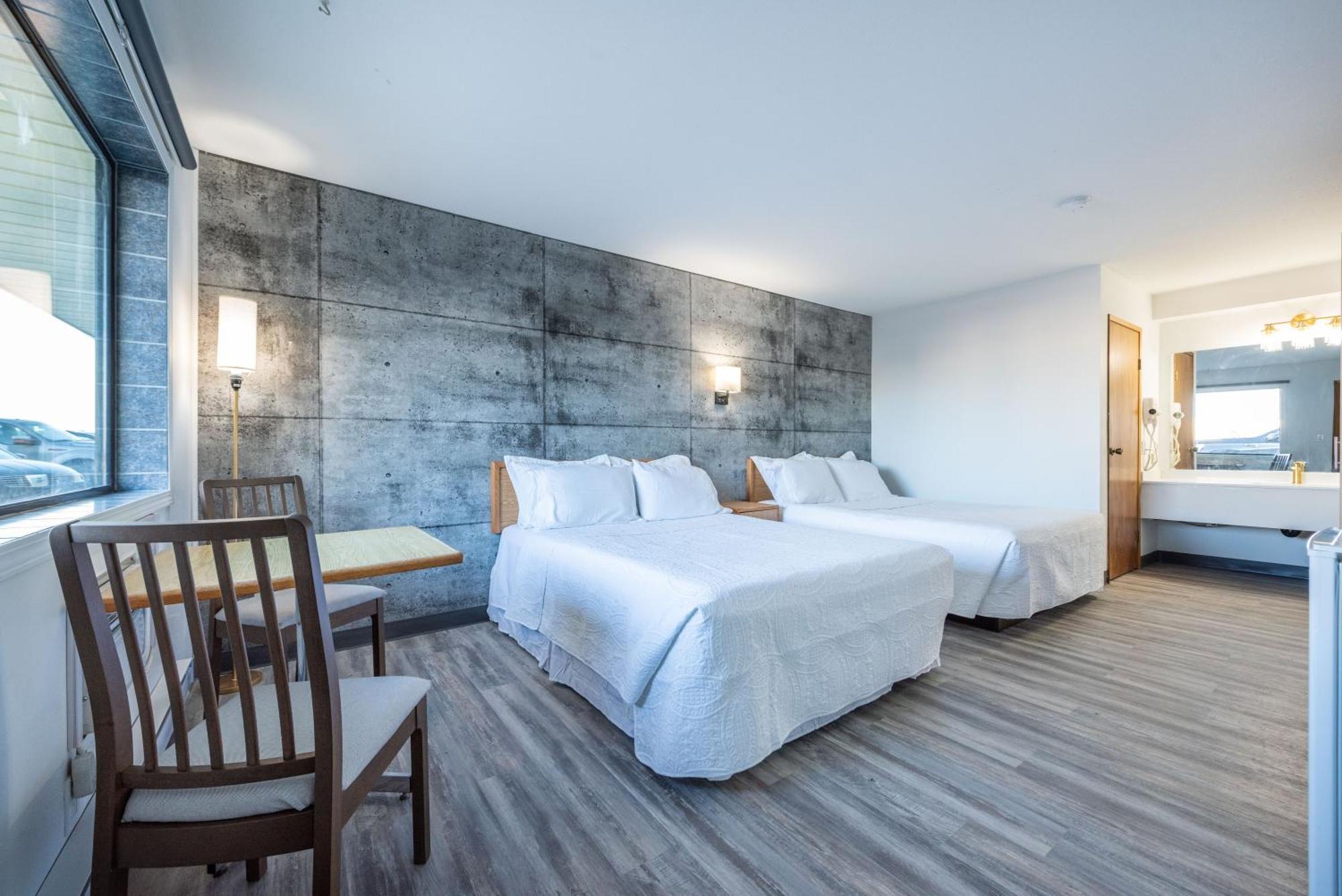 Blue Horse Motel Beiseker エクステリア 写真